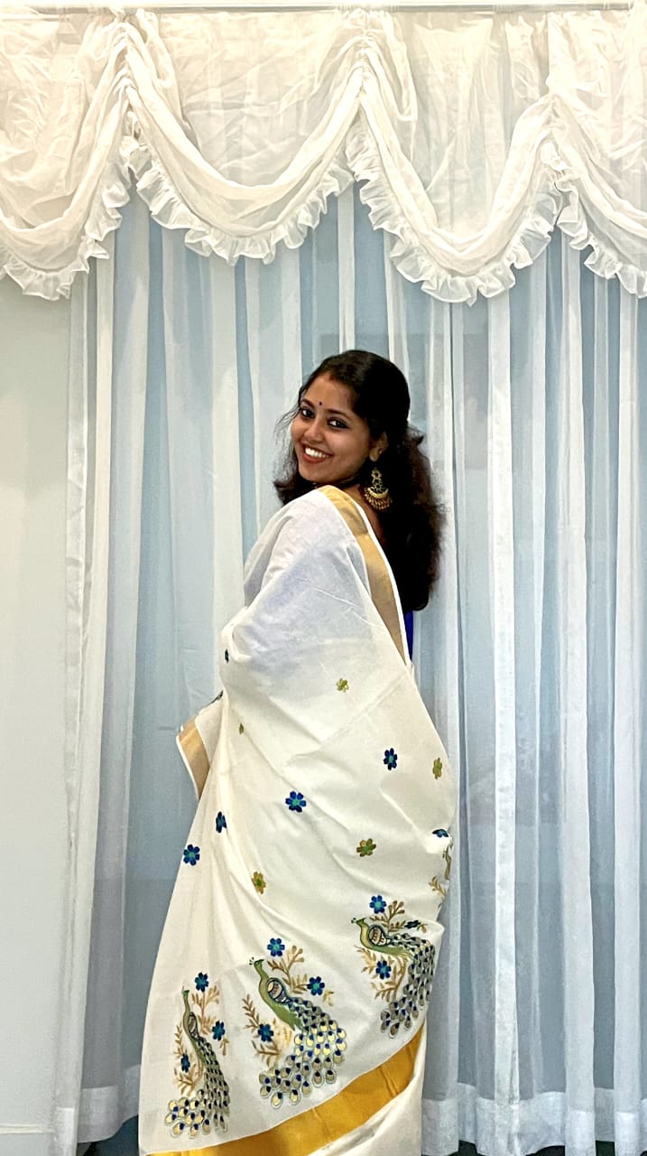 Kerala Kasavu Embroidery Cotton Saree With Running Blouse Piece (Grape Peacock)